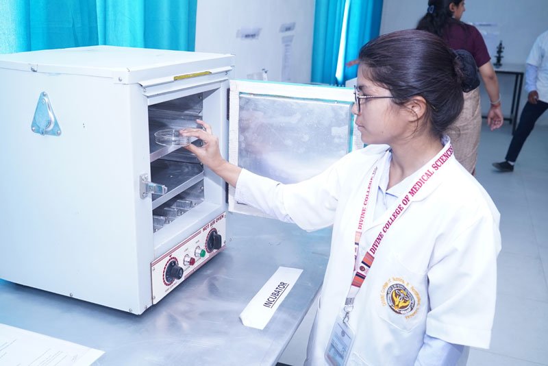 Laboratory Divine College of Medical Sciences Haridwar